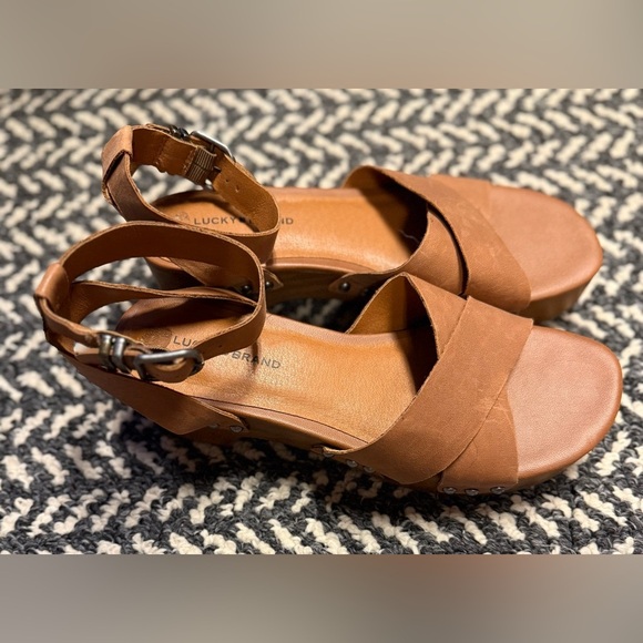 LUCKY BRAND Famla Platform Leather Sandal in Tan Size 8.5 - Picture 5 of 9